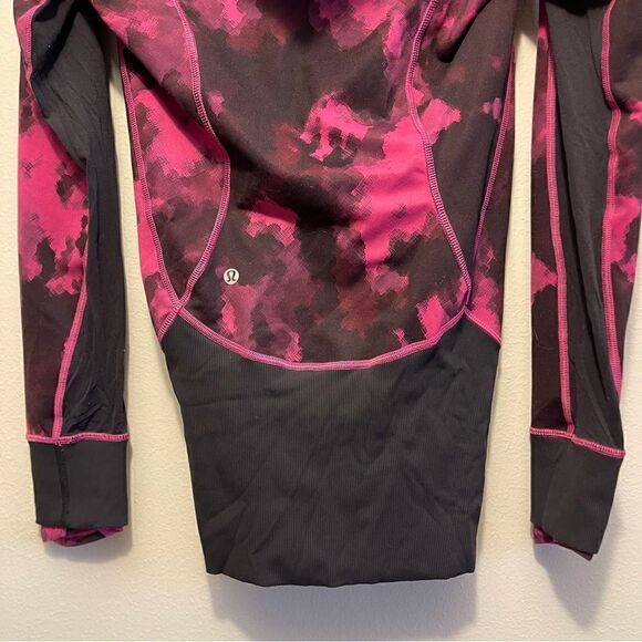 Lululemon zip up jacket with hood size 6 - Picture 6 of 7